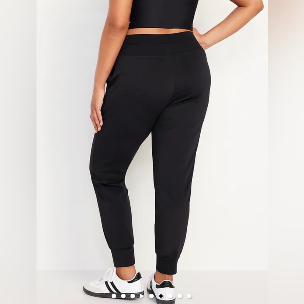 Old Navy Black joggers-power soft - Picture 2 of 6